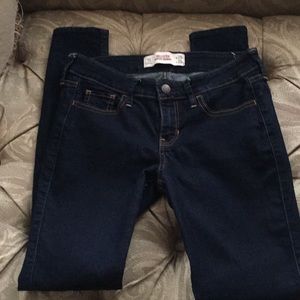 Hollister Low Rise Indigo Dark Wash Super Skinny